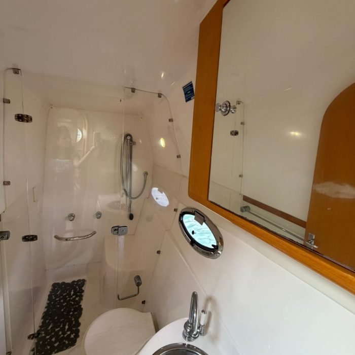 042a7670-5acc-4cc3-b9d0-88b8ce047e6b