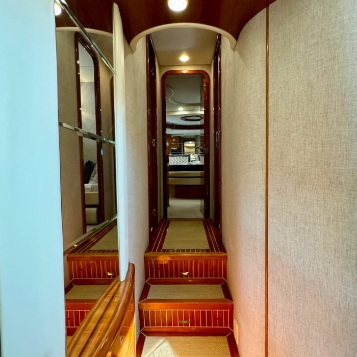 6155fae8-bba6-4d84-a273-336c5527ccb9